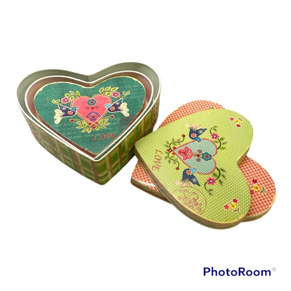 Country spring chic stackable nesting boxes heart shaped set of 3 - Picture 3 of 4